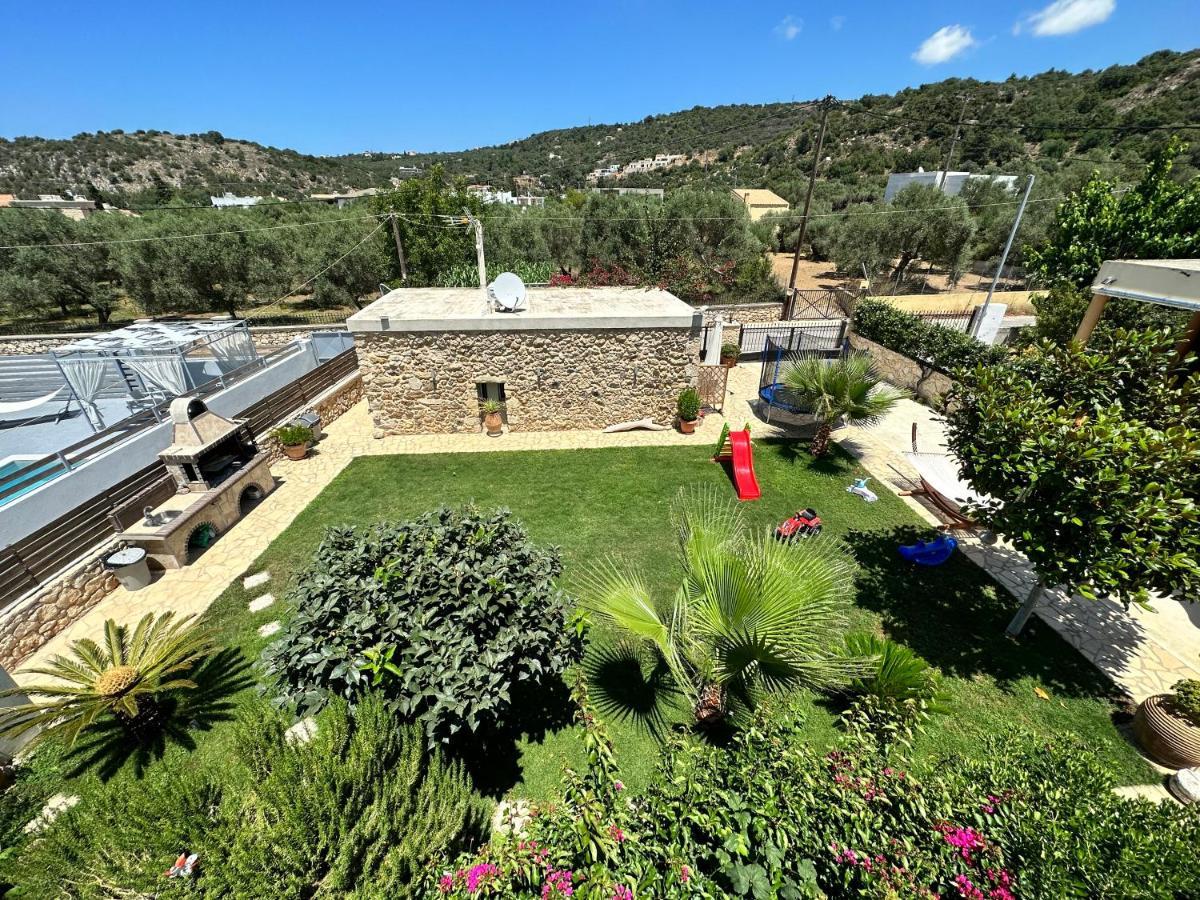 Villa Bio Garden Stonehouse à Gonia Extérieur photo